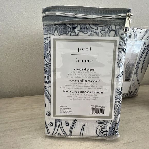 Peri Home Matelasse Medallion Full/Queen Duvet Cover Sham set Dk Blue White $270 - Picture 12 of 12